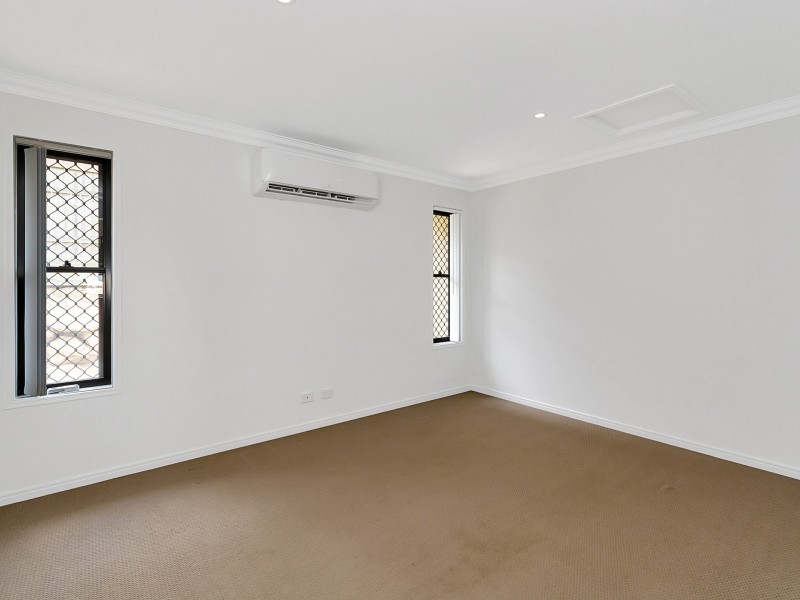 36 Lakeview Place, Springfield Lakes QLD 4300