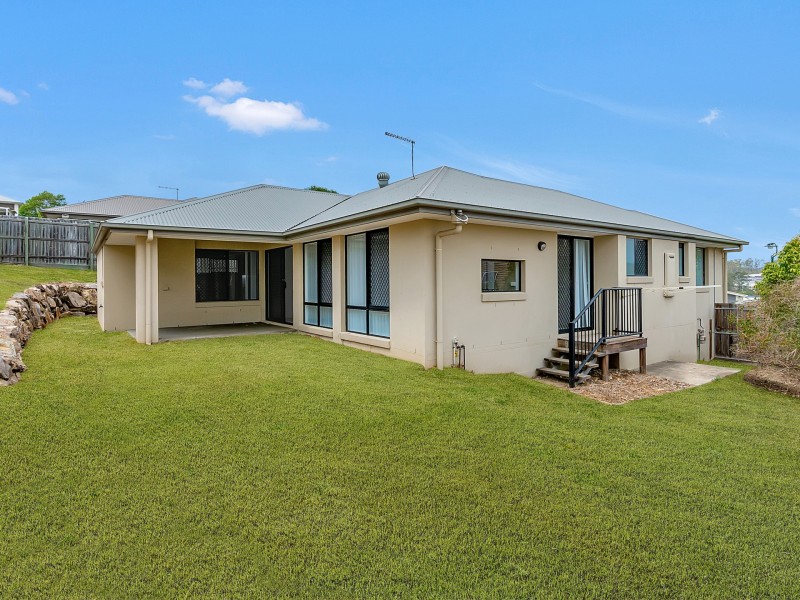 36 Lakeview Place, Springfield Lakes QLD 4300