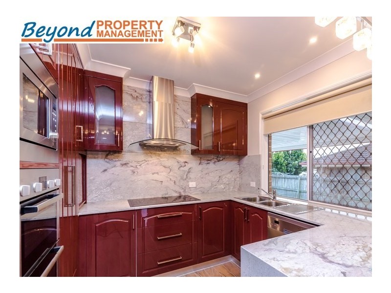 7 Talty Rise, Regents Park QLD 4118