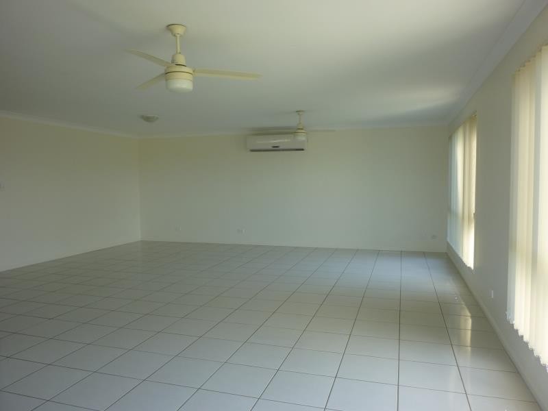 4 Kyah Close, Kallangur QLD 4503