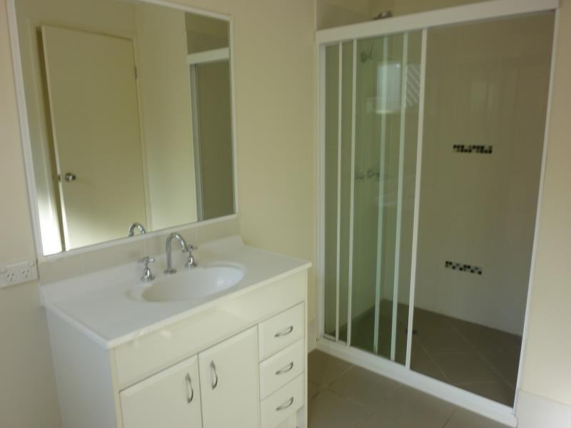 4 Kyah Close, Kallangur QLD 4503