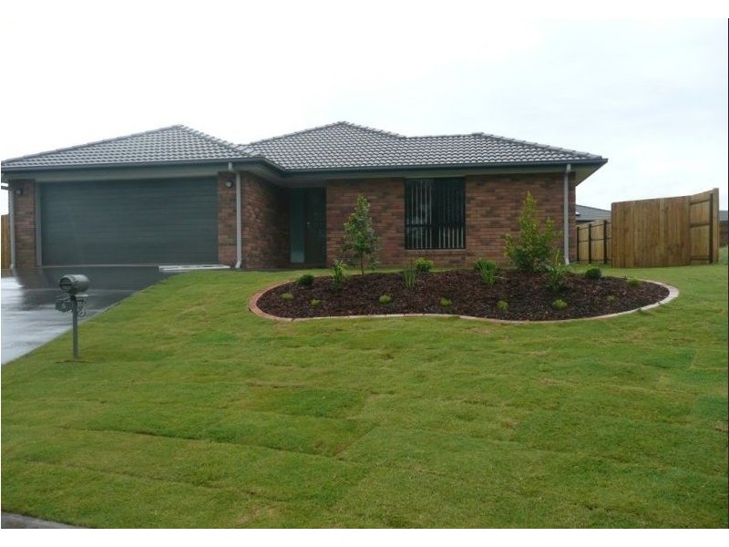 6 Royal Court, Brassall QLD 4305