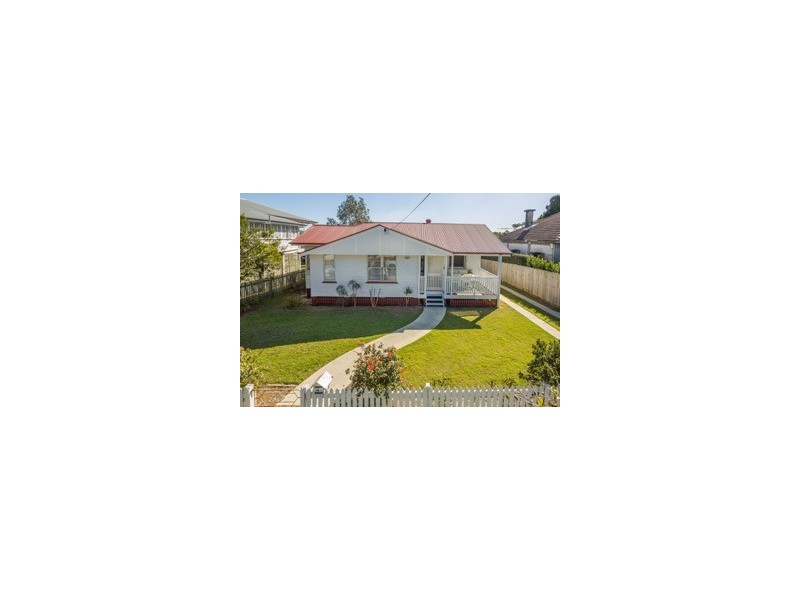 4 Harrow Street, Nundah QLD 4012