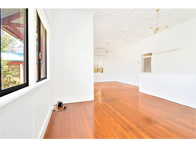 25 Millwood Street, Bardon QLD 4065