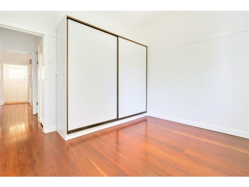 25 Millwood Street, Bardon QLD 4065