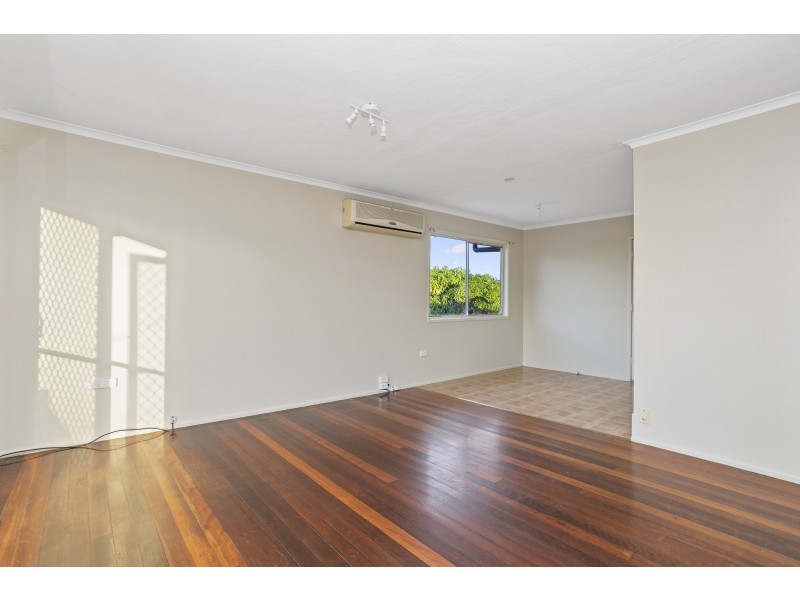 5 Blackton Street, Logan Central QLD 4114