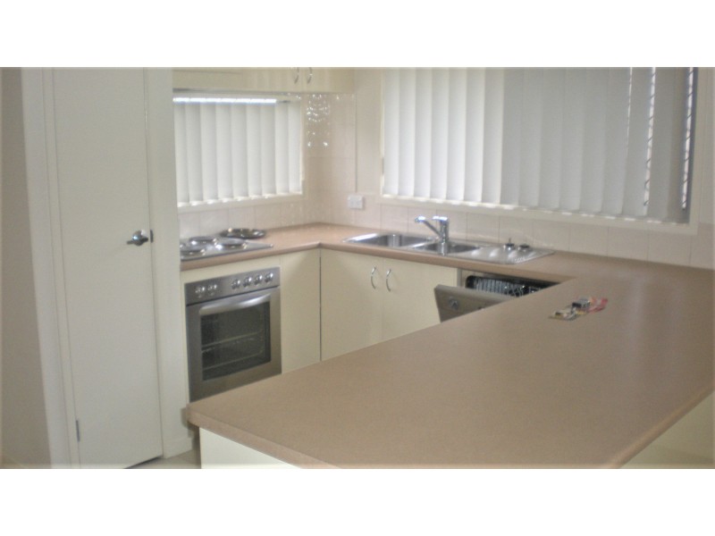 5 Caper Close, Springfield Lakes QLD 4300