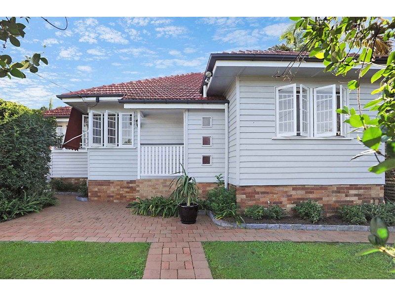 18 Tindal Street, Gordon Park QLD 4031