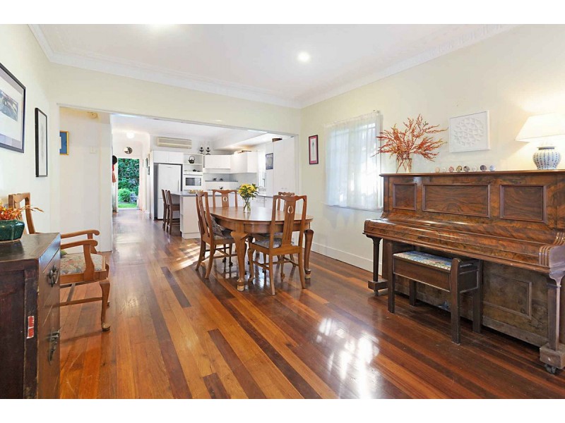 18 Tindal Street, Gordon Park QLD 4031