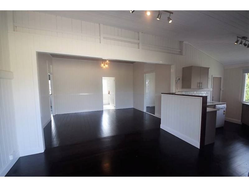 2 Albany Street, Windsor QLD 4030