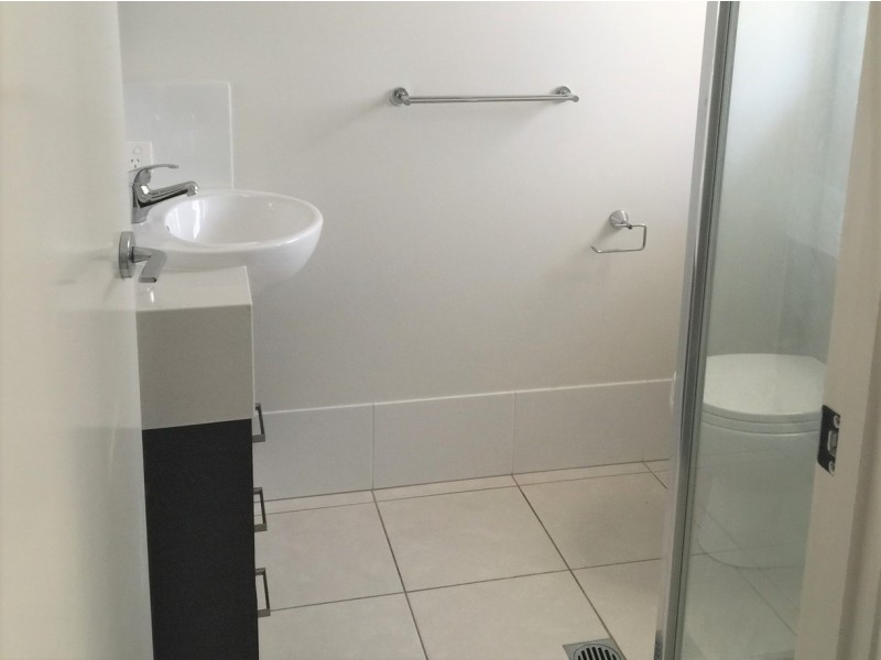 11 Bindra Street, Holmview QLD 4207