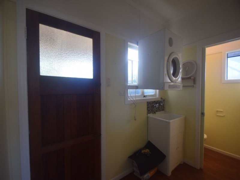 2 Richards Street, North Ipswich QLD 4305