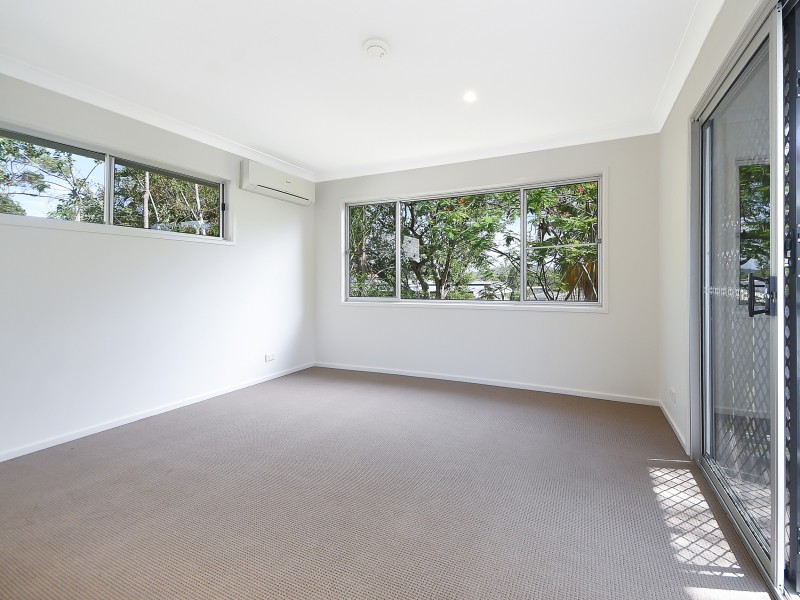 21 Calca Crescent, Ferny Hills QLD 4055