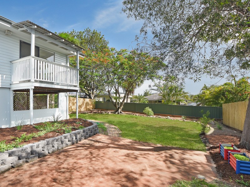 21 Calca Crescent, Ferny Hills QLD 4055