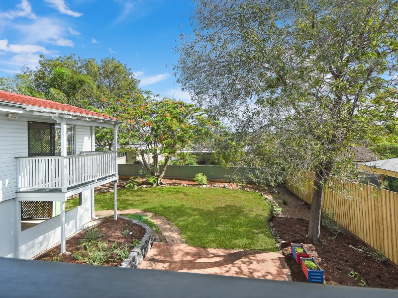 21 Calca Crescent, Ferny Hills QLD 4055