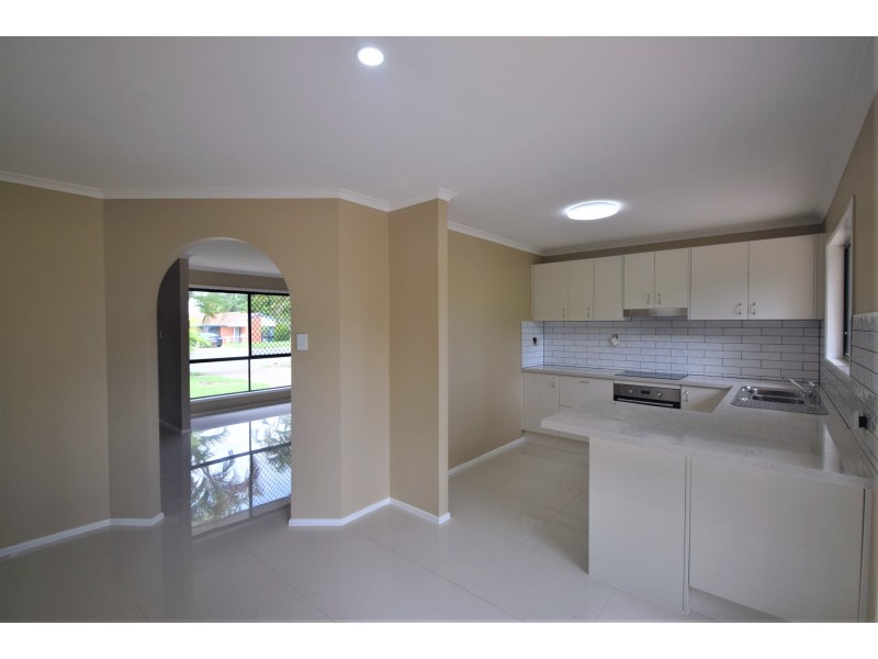 32 Erin Drive, Browns Plains QLD 4118