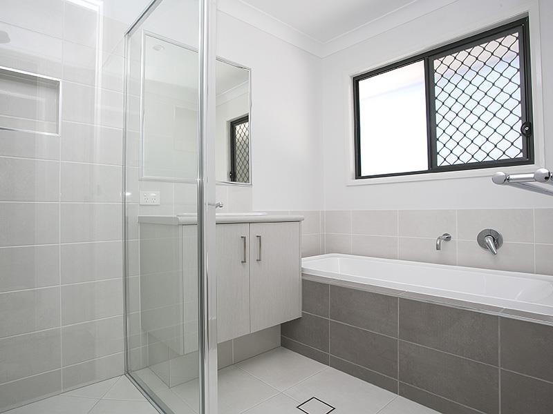 70 Macquarie Circuit, Fitzgibbon QLD 4018