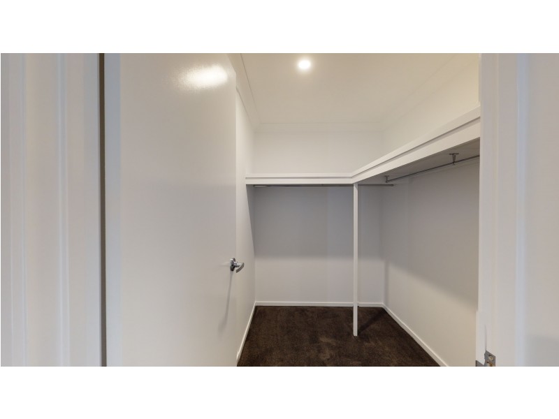 77 Chambers Ridge Boulevard, Park Ridge QLD 4125