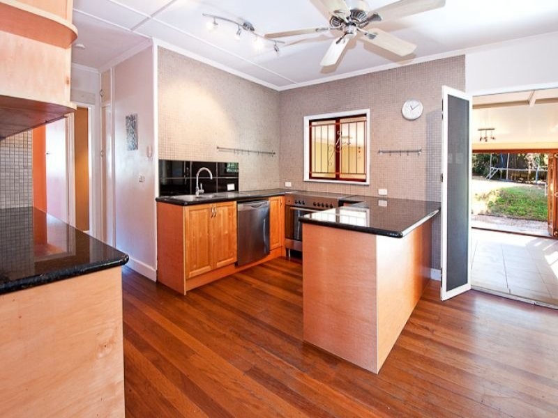 679 Moggill Road, Chapel Hill QLD 4069