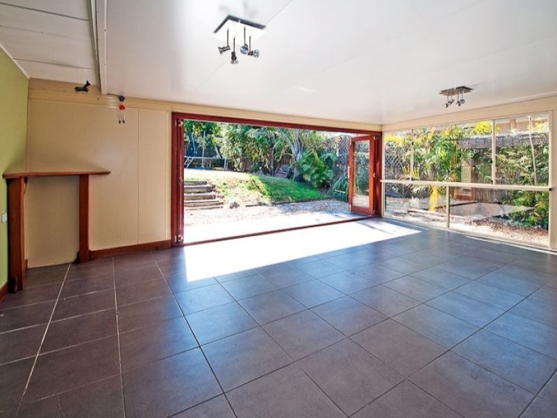 679 Moggill Road, Chapel Hill QLD 4069