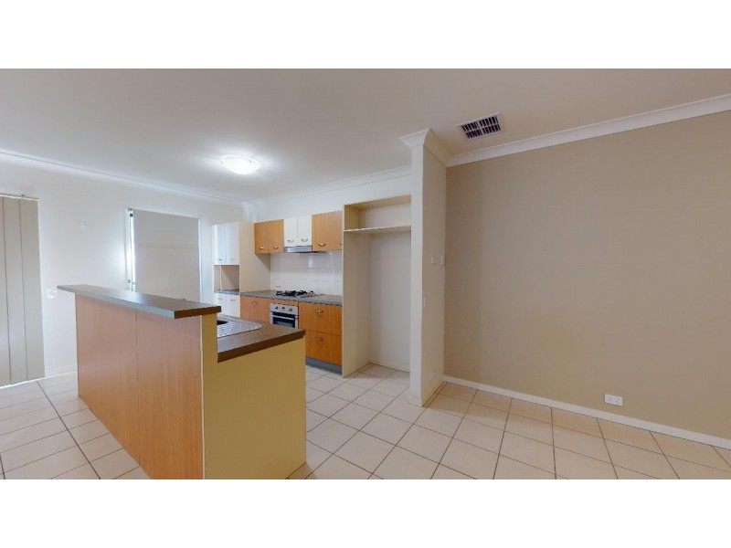 3 Fairway Court, Mount Ommaney QLD 4074