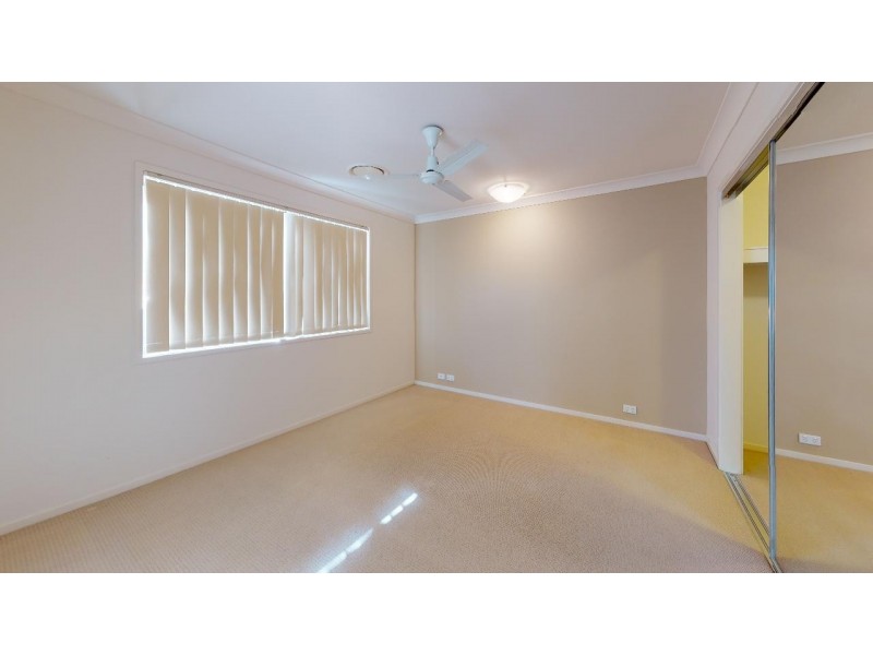 3 Fairway Court, Mount Ommaney QLD 4074