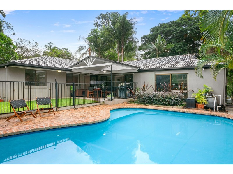 4 Appin Street, Kenmore QLD 4069