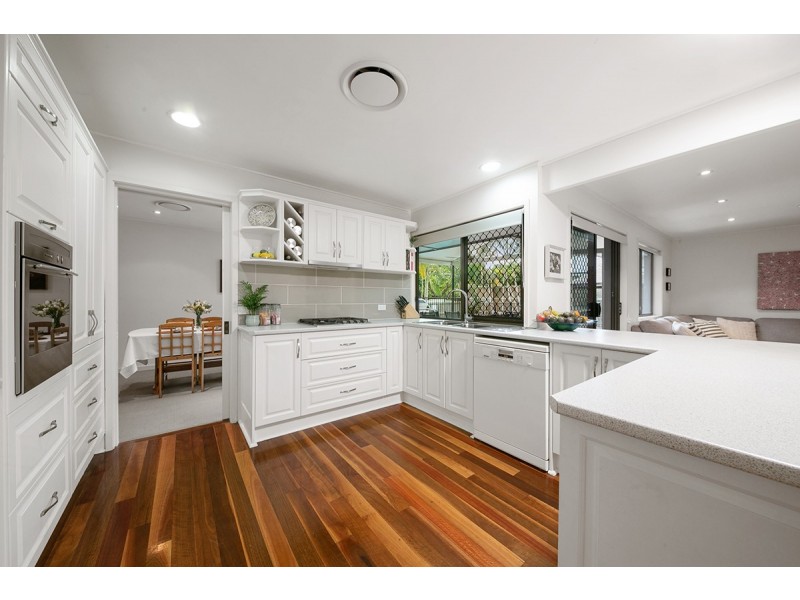 4 Appin Street, Kenmore QLD 4069