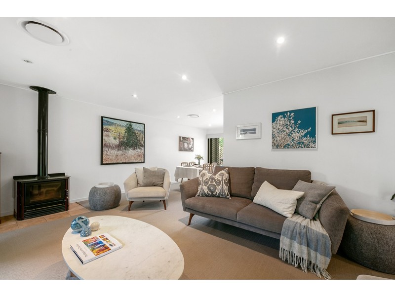 4 Appin Street, Kenmore QLD 4069