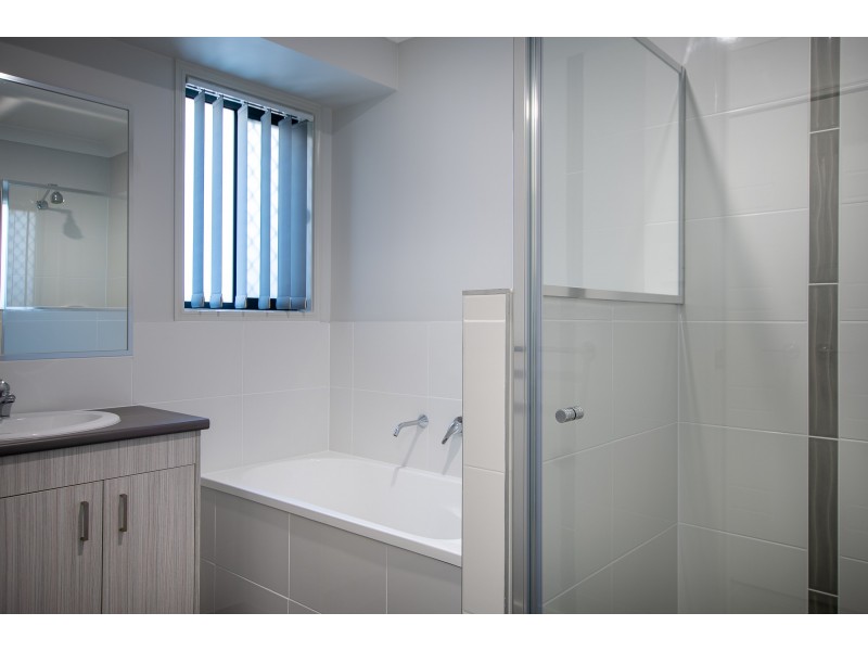 2/20a Macaranga Street, Marsden QLD 4132