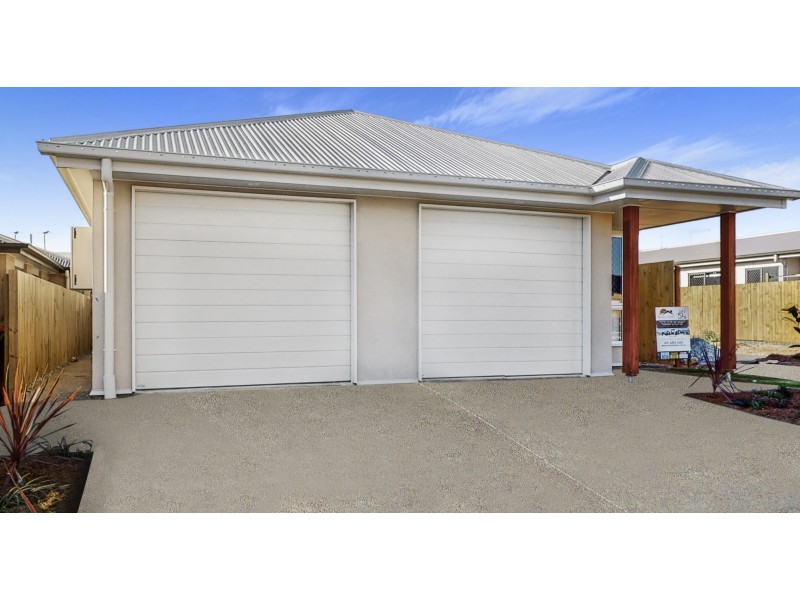 2/36 Hilary Street, Morayfield QLD 4506