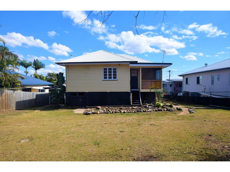 26 Pemberton Street, Booval QLD 4304