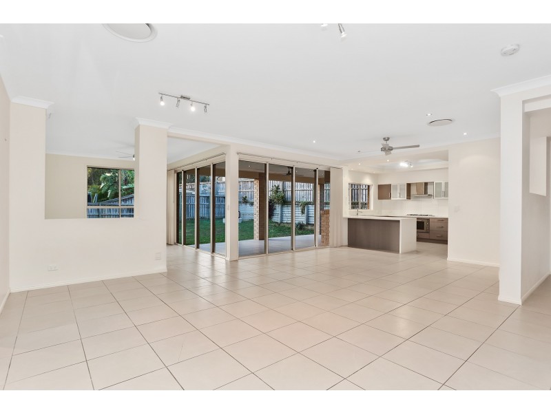 16 Vincent Street, Calamvale QLD 4116