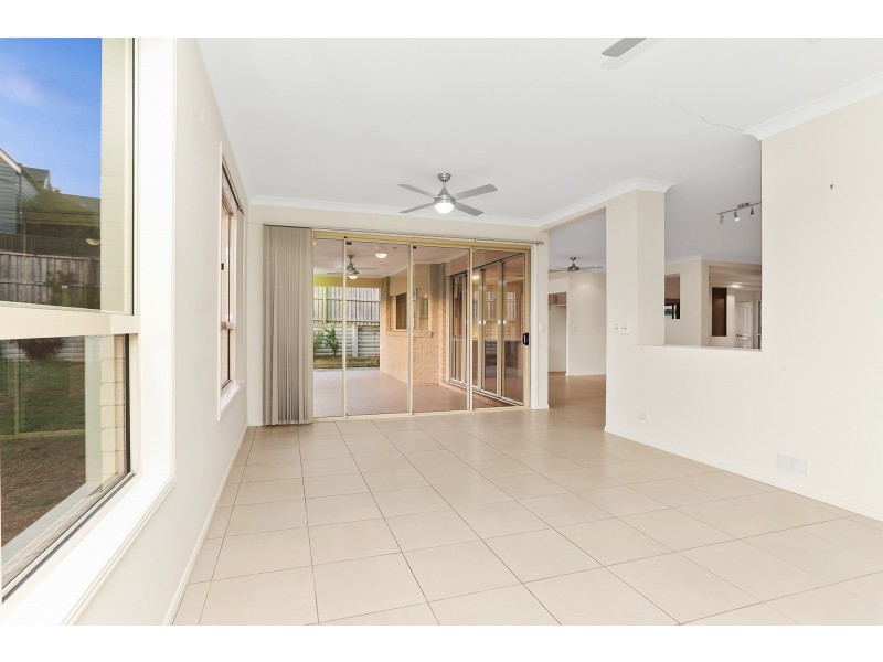 16 Vincent Street, Calamvale QLD 4116