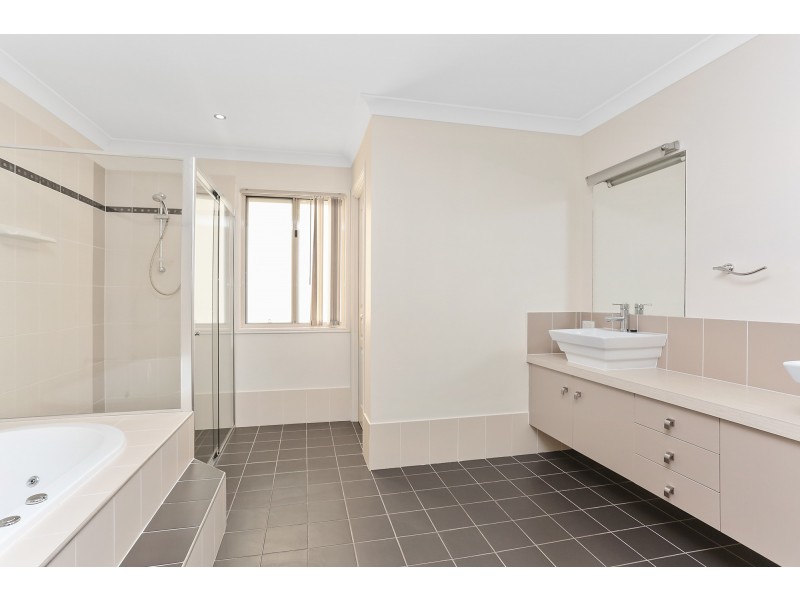16 Vincent Street, Calamvale QLD 4116