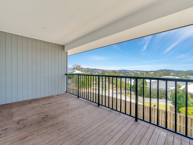 33 Laguna Crescent, Springfield Lakes QLD 4300
