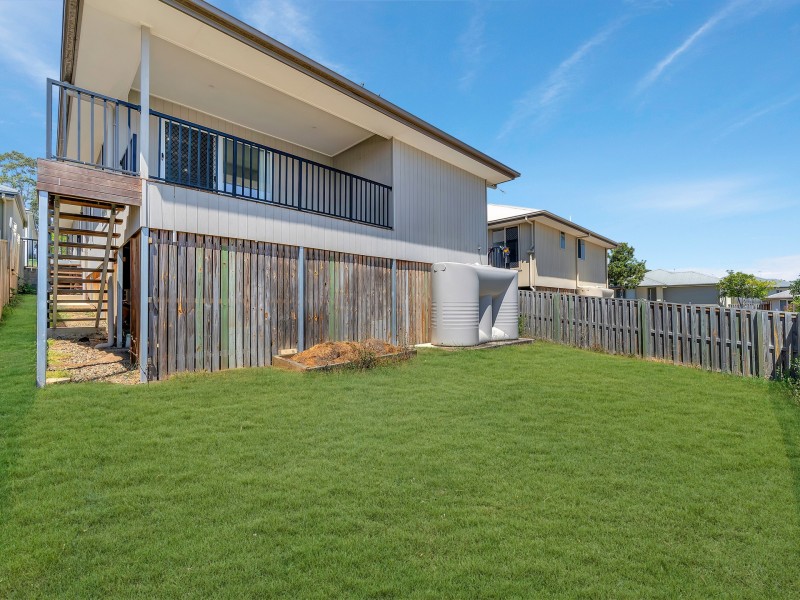 33 Laguna Crescent, Springfield Lakes QLD 4300