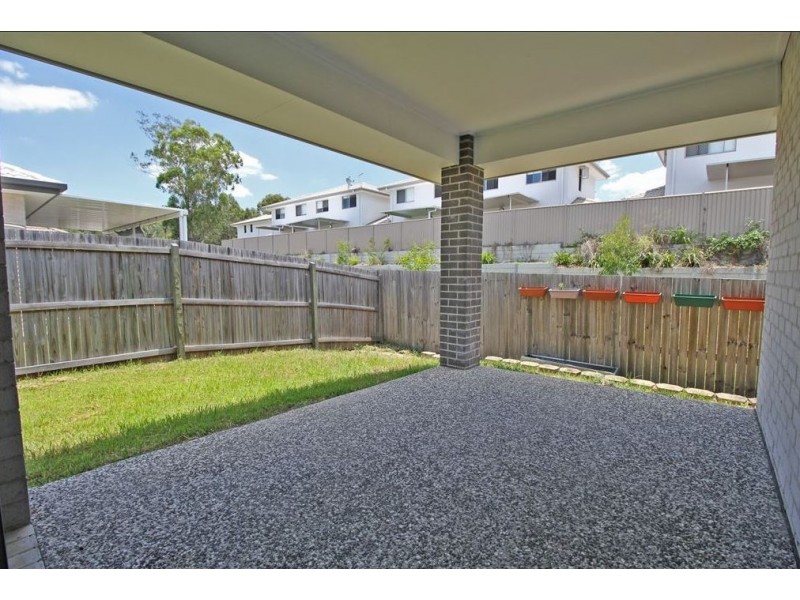 8 Denman Drive, Bundamba QLD 4304