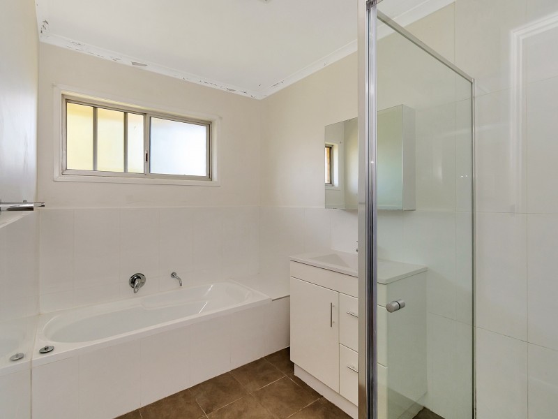 15 Juers Street, Kingston QLD 4114