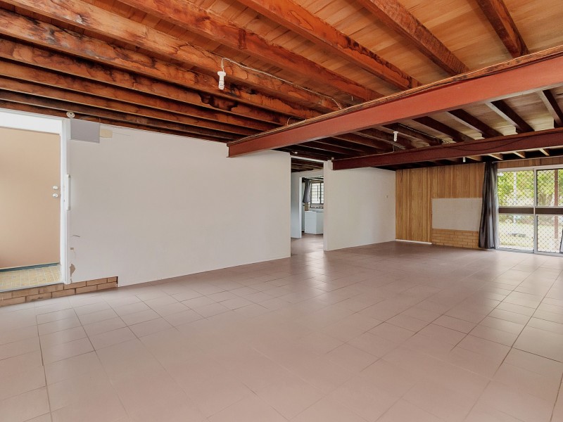 15 Juers Street, Kingston QLD 4114