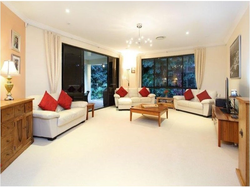34 Nankin Street, Fig Tree Pocket QLD 4069