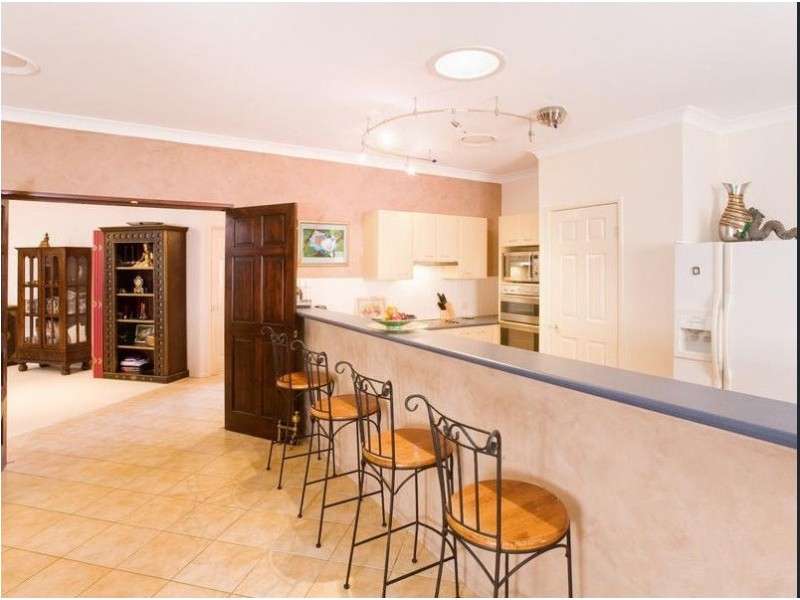 34 Nankin Street, Fig Tree Pocket QLD 4069