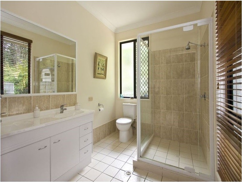 34 Nankin Street, Fig Tree Pocket QLD 4069