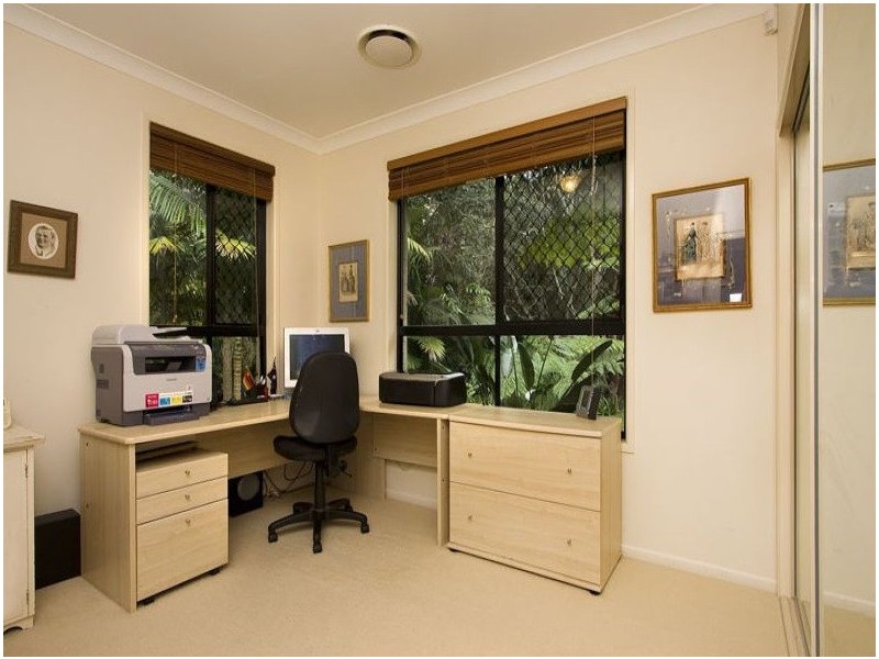 34 Nankin Street, Fig Tree Pocket QLD 4069