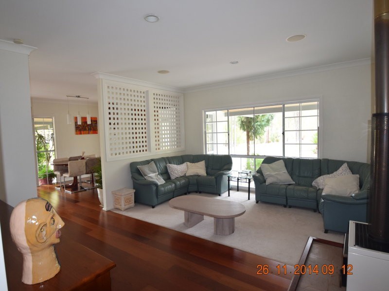 25 Riversleigh Road, Bellbowrie QLD 4070