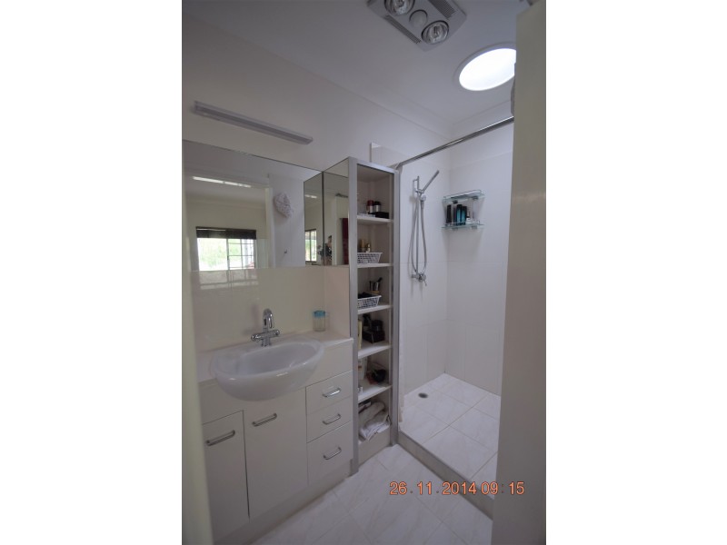 25 Riversleigh Road, Bellbowrie QLD 4070