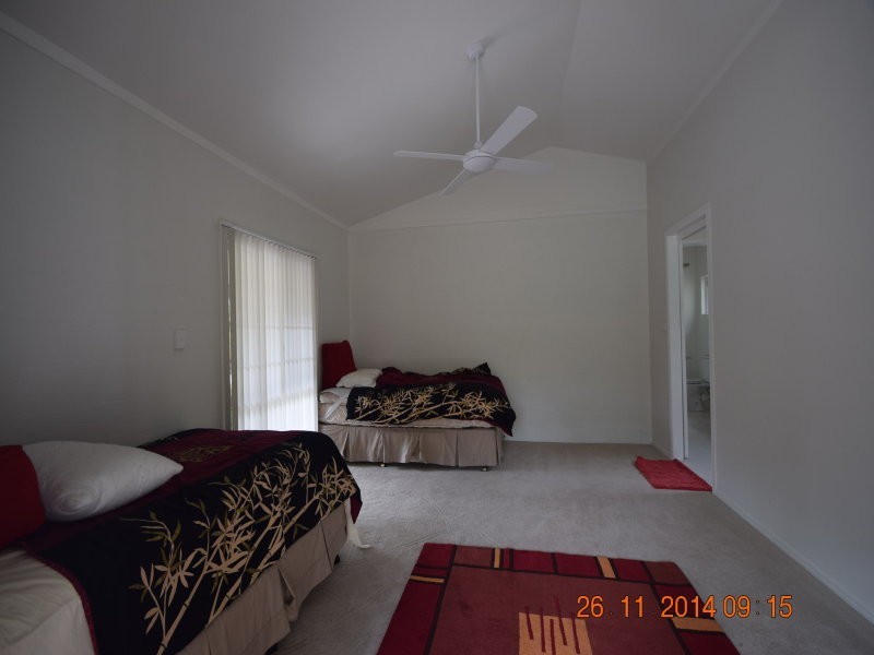 25 Riversleigh Road, Bellbowrie QLD 4070