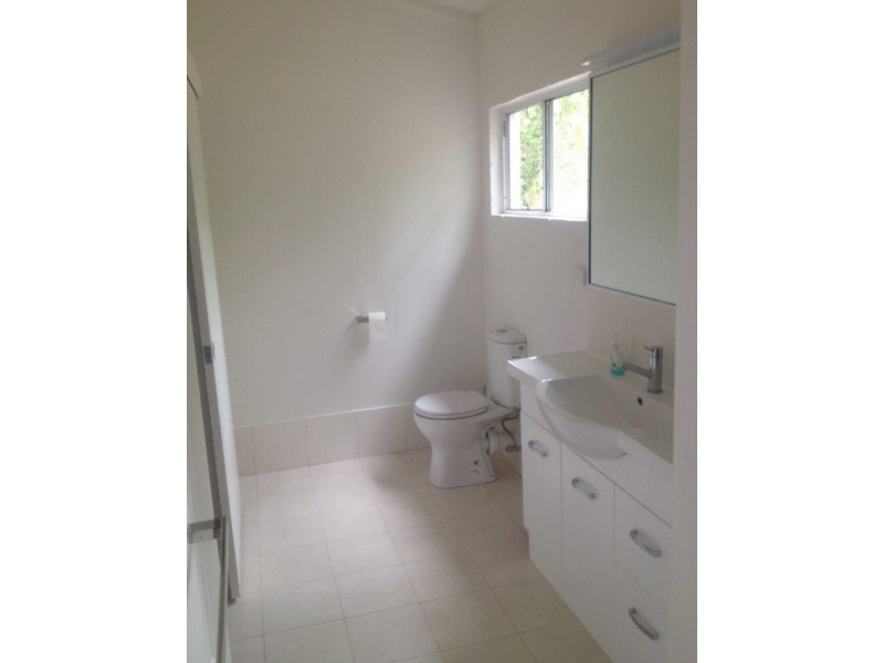 25 Riversleigh Road, Bellbowrie QLD 4070