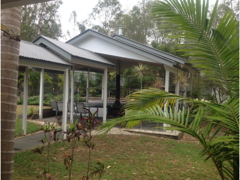 25 Riversleigh Road, Bellbowrie QLD 4070