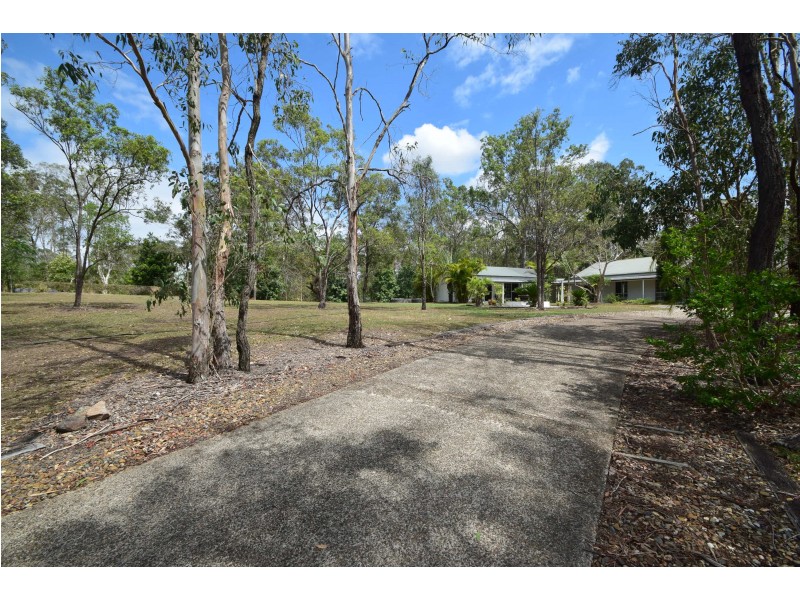 25 Riversleigh Road, Bellbowrie QLD 4070